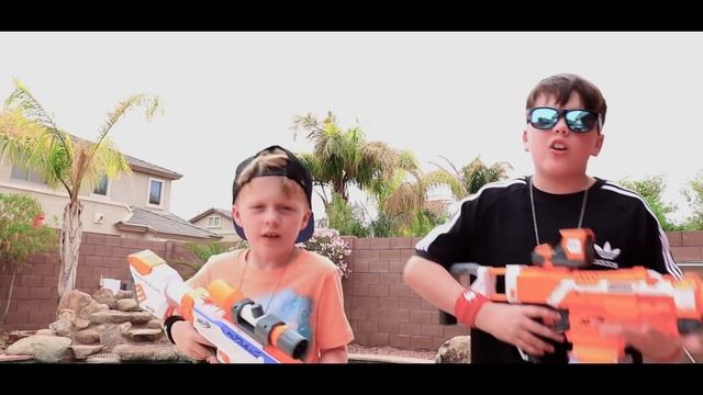 Extreme Toys TV - Sneak Attack Squad! Official Music Video. смотреть онлайн