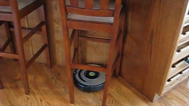 Roomba, Scooba and Tri - by CUSTOBOTS смотреть онлайн