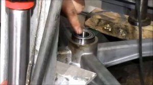 Запрессовка подшипников прессом.  Видео ответ подписчикам.