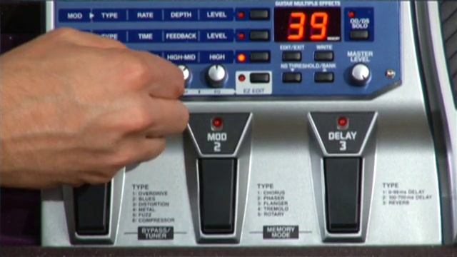 Boss ME-20 Guitar Multiple Effects processor смотреть онлайн