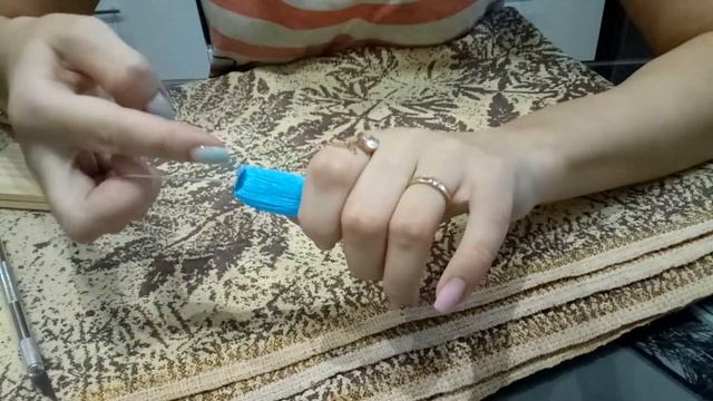 Как выровнять нити для серёжек кистей. Серьги-кисти своими руками. МК от Vikki Lu. смотреть онлайн