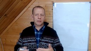 Среднерусские пчёлы самые добрые пчёлы. Злые пчёлы это помеси карника и бакфаст через 2-3 года.