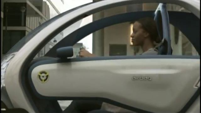 Renault, Twizy Z.E Concept смотреть онлайн