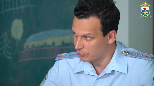 01 УТ МВД России по ПФО Капитан Степанов с логотипом смотреть онлайн