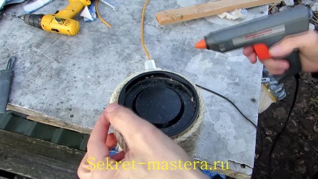 Как сделать когтеточку из веревки своими руками / Поделки для кошек Sekretmastera смотреть онлайн