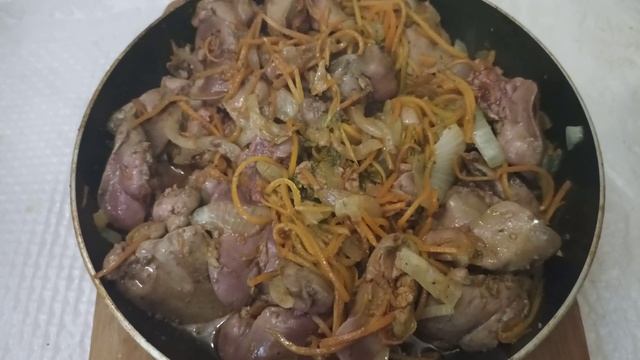 Гуляш из куриной печени вас выручит всегда. Нежнее этой печени вы не ели! Вкусно и быстро! смотреть онлайн