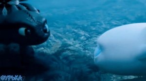 Беззубик и Дневная Фурия/скейтер