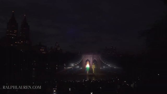 The Official Ralph Lauren 4D Holographic Water Projection. смотреть онлайн
