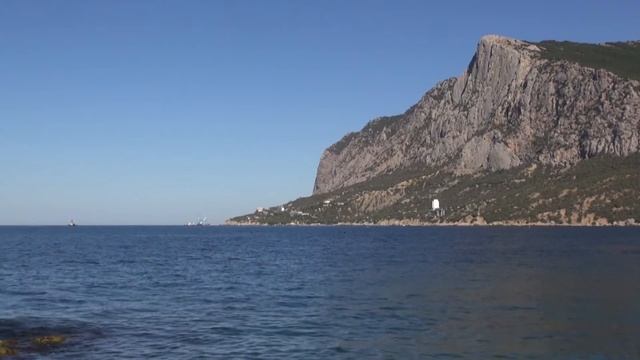 Мыс Айя, Батилиман и гора Куш-Кая в Ласпи (живая картина для отдыха и релаксации) смотреть онлайн