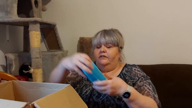 ГЕРМАНИЯ??.УКРАИНСКИЕ??БЕЖЕНЦЫ.ПОСЫЛКА НОМЕР ДВА.А ТАМ...ОЛЯ,СПАСИБО БОЛЬШОЕ смотреть онлайн