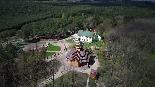 Свято-Воскресенський Гурбинський чоловічий монастир на Повстанських могилах. 4K смотреть онлайн