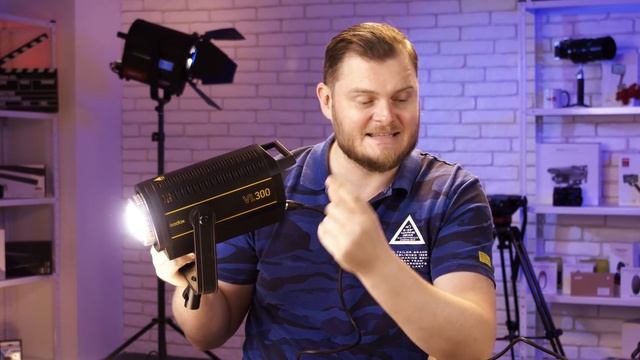 КУПИЛ НОВЫЙ СВЕТ В СТУДИЮ! Обзор Godox VL300, Godox VL150 и Godox UL150