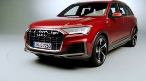 Массивный внедорожник Audi Q9 2023