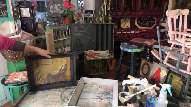 Paint Challenge Day 11: Flipping Frames & Layering Decor Tips смотреть онлайн