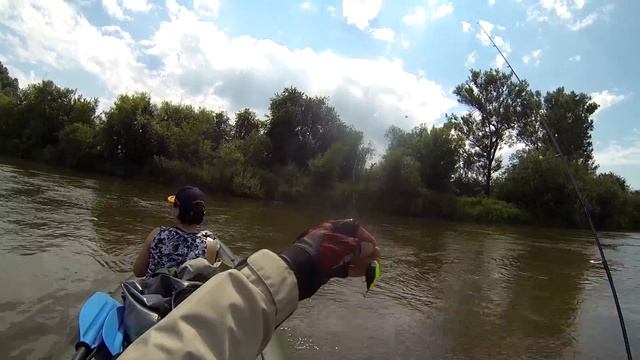 Ловля Голавля сплавом на байдарке.Река Юрюзань.Голавль. смотреть онлайн