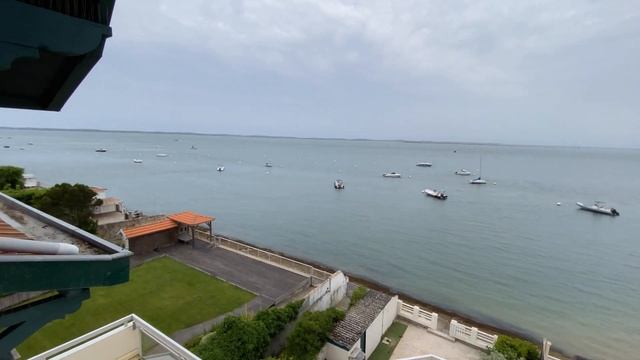 Arcachon - T3 en front de mer - Superbe vue смотреть онлайн
