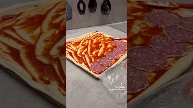 Tupperware pizza. Super Dicer. www.twriga.lv смотреть онлайн