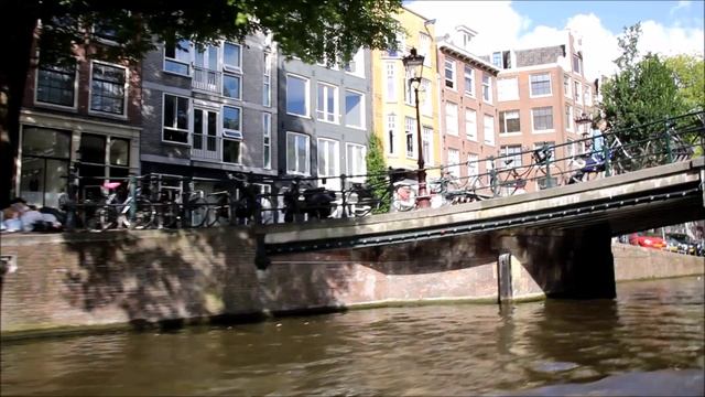 Нидерланды. Прогулка по каналам Амстердама.
