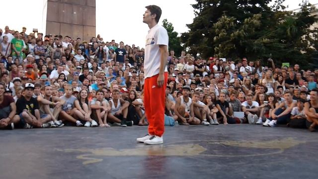 Yalta Summer Jam 2013 "Back 2 Back" | сила и мощь | Top 9 vs BMT смотреть онлайн