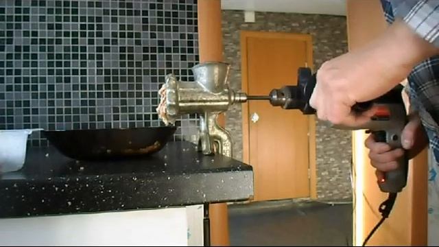 Мясорубка. Электрическая мясорубка своими руками. смотреть онлайн