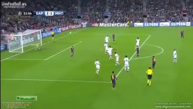 Messi забивает гол пяткой смотреть онлайн