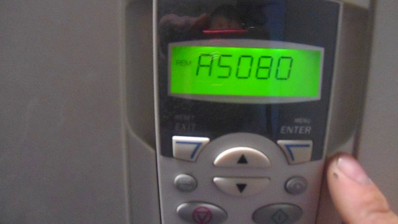 Частотник ABB ACS550 - сохранение и загрузка параметров с панельки смотреть онлайн