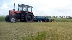 Дискуем участок после многолетника, МТЗ-82 с дисками АГ-2,4(переделанные)