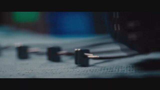 Правильная озвучка «Превосходство» смотреть онлайн