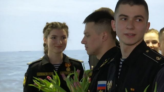 Поздравление девушек-курсантов с наступающим 8 марта в Калининграде смотреть онлайн