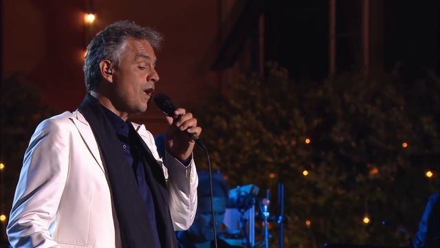 Andrea Bocelli - Besame Mucho - Live 2012 смотреть онлайн