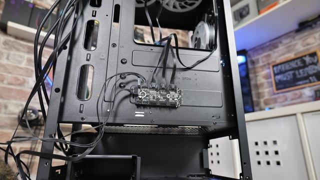 Aerocool Splinter Duo ARGB Compact ATX Tower смотреть онлайн