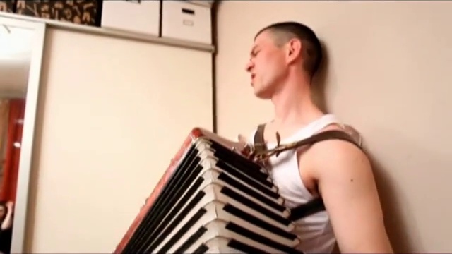 ROTOFF - Шиншилла (feat. Чичерина)