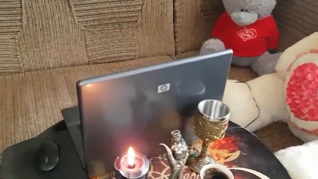 УСТРОИТСЯ НА РАБОТУ РИТУАЛ ДЛЯ ВСЕХ ВЕДЬМИНА ИЗБА ИНГА ХОСРОЕВА смотреть онлайн