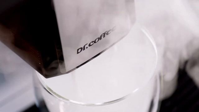Cуперавтоматическая кофемашина Dr. Coffee F11 смотреть онлайн
