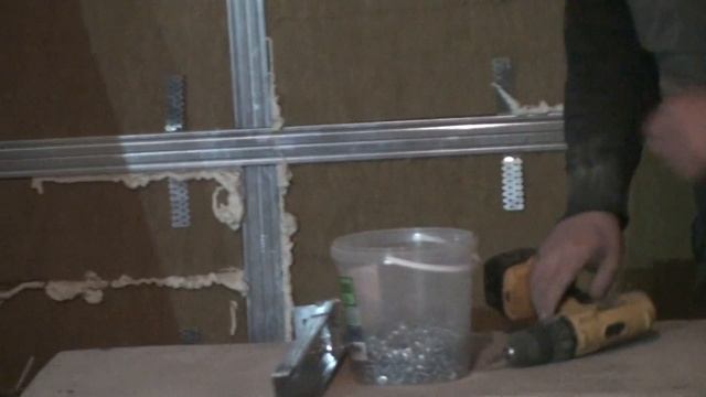 Как из гипсокартона сделать сложный сводчатый потолок, дальше облицовка клинкерной плиткой смотреть онлайн