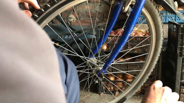 Как чернить резину на велосипеде, чернение велосипедных покрышек #2 смотреть онлайн