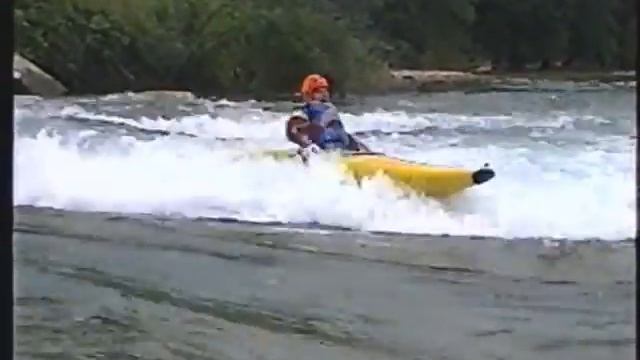 Funny Paddlers смотреть онлайн