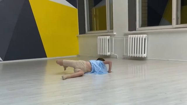 Аутизм победим! Танец «Вслед за мечтой» (Октябрь 2021, Яне 11 лет) смотреть онлайн