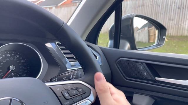 Brand New Volkswagen Tiguan Life 2.0 TDI 150PS | Oldham Volkswagen смотреть онлайн