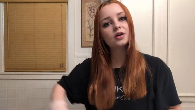 Bleaching My ORANGE Hair! | L'Oréal Paris (Extreme Platinum) смотреть онлайн