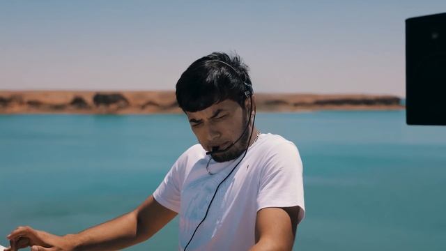 Dova Music Xebersiz (Official Video)