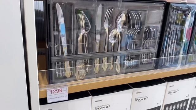 ОБЗОР ТОВАРА В МАГАЗИНЕ МИНИСО|MINISO НА ПОДОЛЕ, мягкие игрушки, трэвел подушки, косметика и др. смотреть онлайн