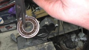 КОРПУС ПОДШИПНИКА СВОИМИ РУКАМИ ! ДЛЯ СТАНКОВ , ПРИСПОСОБЛЕНИЙ ! DIY bearing housing