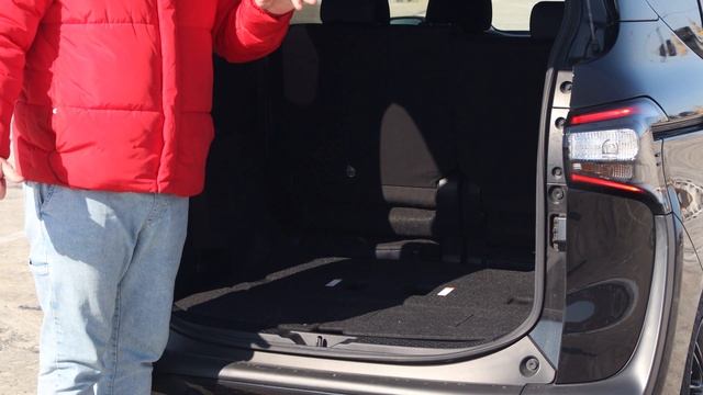 Обзор TOYOTA SIENTA HYBRID.ЧЕМ НЕ АВТОБУС ? Авто из Японии! смотреть онлайн