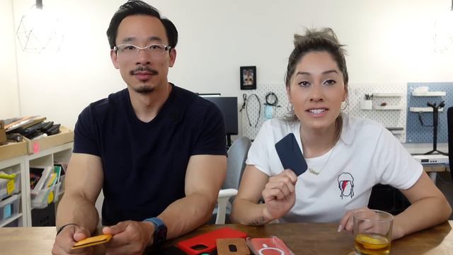 MOFT Doesn't Want You To Watch This! Moft Snap On Phone Stand & Wallet Review (Unsponsored) смотреть онлайн