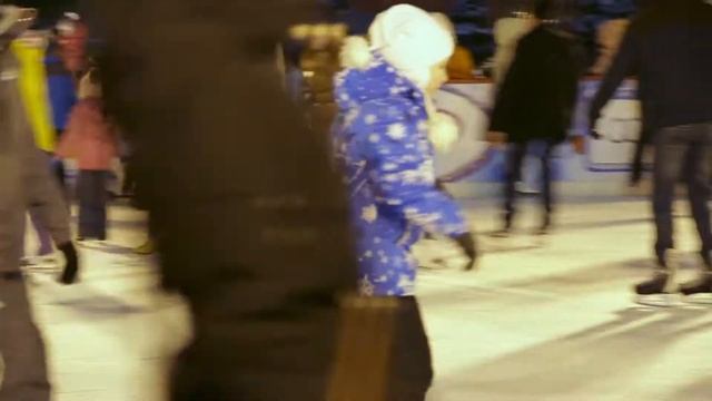 Каток на Красной площади 01.01.2015.Canon 18-135 Mm F 3.5-5.6.