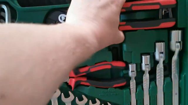 Кратенький обзор незакрепляемого инструмента в наборе Станкоимпорт 121 предмета НАБ.14.12.121 смотреть онлайн