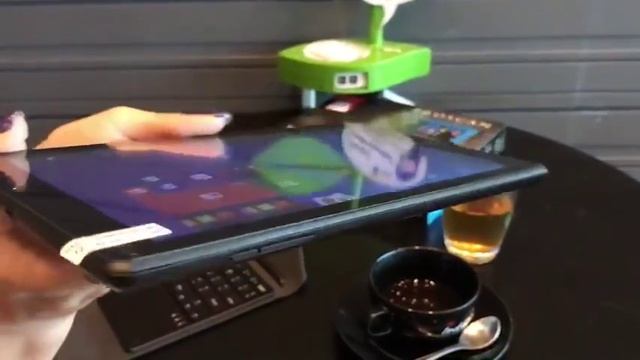 Windows Tablet แท็บเล็ต วินโดว์ 2 in 1 смотреть онлайн