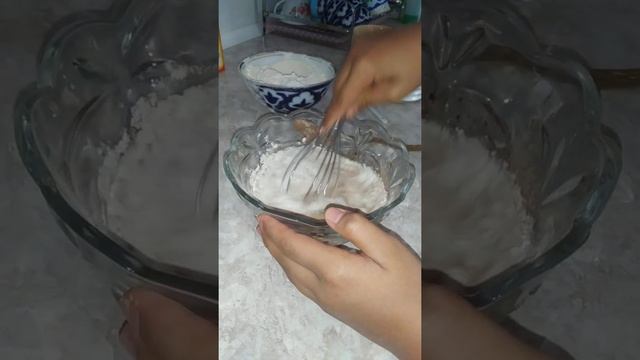 Шоколадный кекс в микроволновке смотреть онлайн