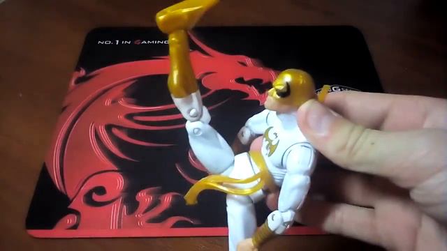 Фигурка "Железного Кулака" от marvel legends смотреть онлайн